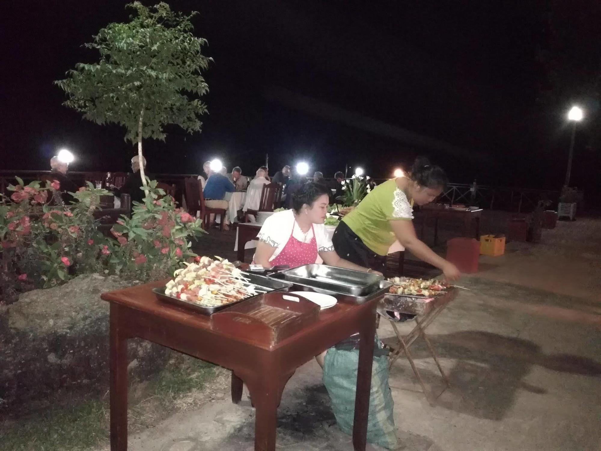 セネソスシュアン ホテル Muang Không エクステリア 写真